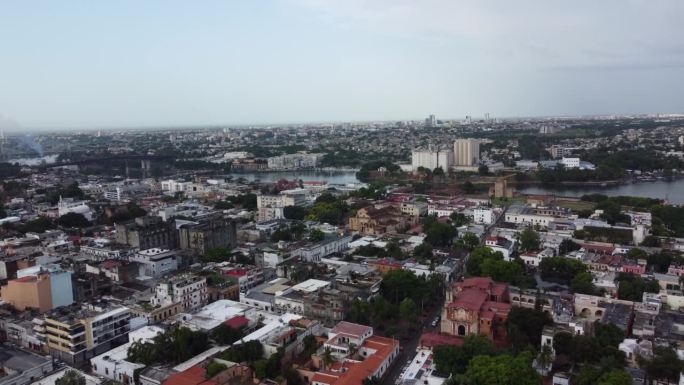 多米尼加共和国圣多明各迷人的殖民区鸟瞰图