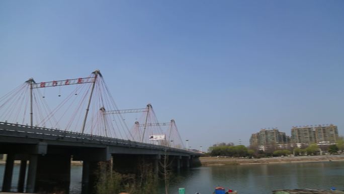河流 大桥