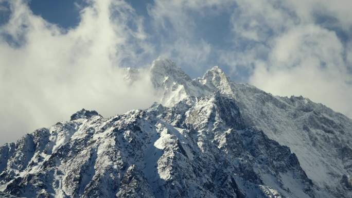 雪山延时 云雾飘动 雪山云海 壮观山川