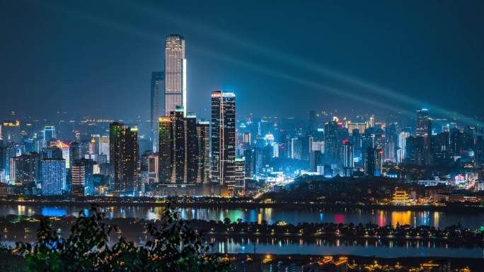 【精品】长沙岳麓山山顶看长沙夜景