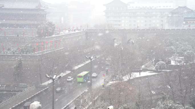 西安城墙南门雪景