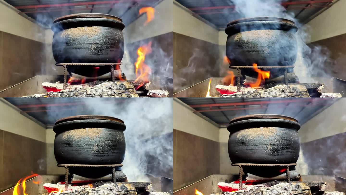 火上的炖锅