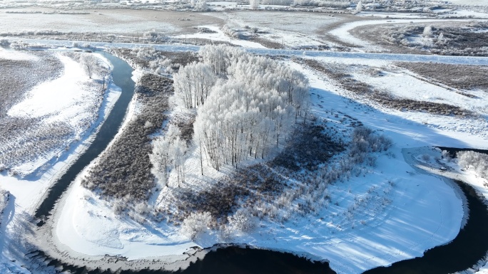 内蒙古湿地雾凇雪景