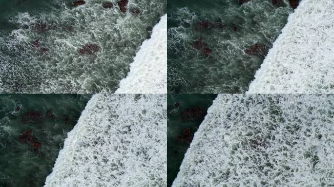 印尼巴厘岛的碎浪完全冲刷过画面