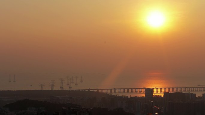 太阳落下山海边落日延时夕阳