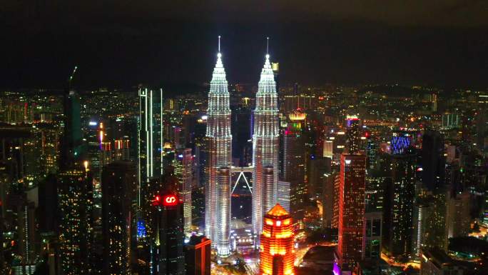 航拍吉隆坡夜景双子塔石油双塔4k