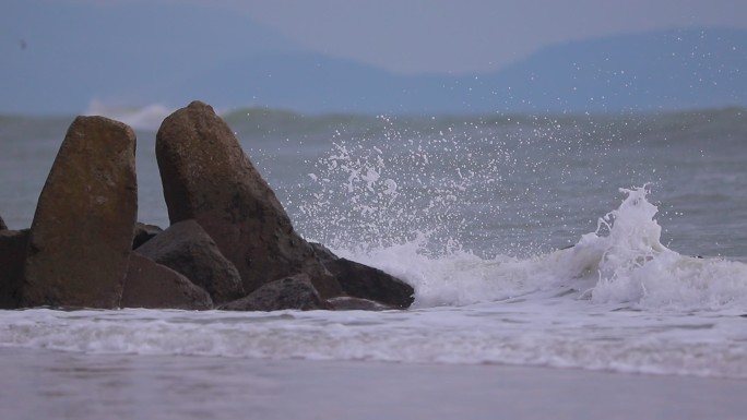 海边 礁石 沙滩 浪花