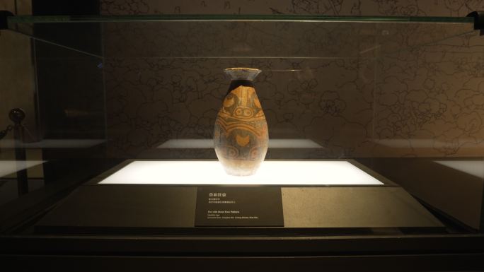 陕西历史博物馆石器兽面纹壶