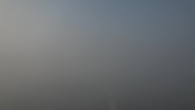 冬天成都冬日清晨高架浓雾雾气