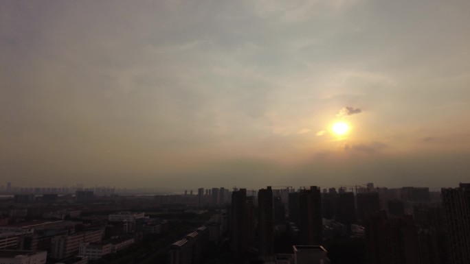 城市黄昏日落云朵延时摄影视频素材