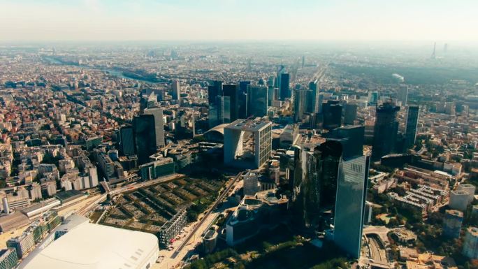 用摩天大楼建立巴黎市中心商业区鸟瞰图