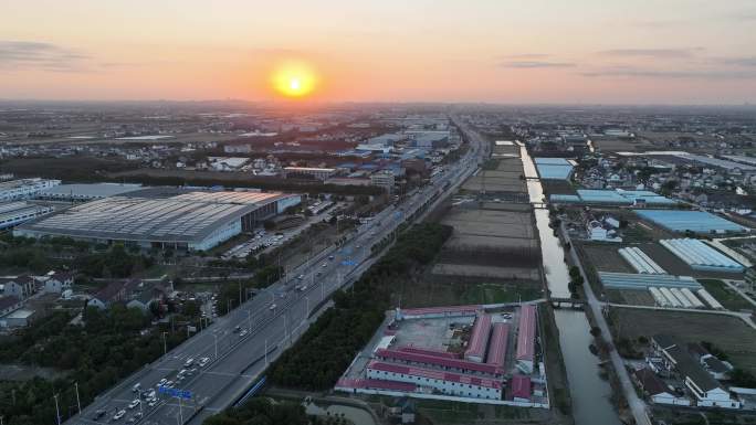 上海奉贤大叶公路 傍晚 泰日