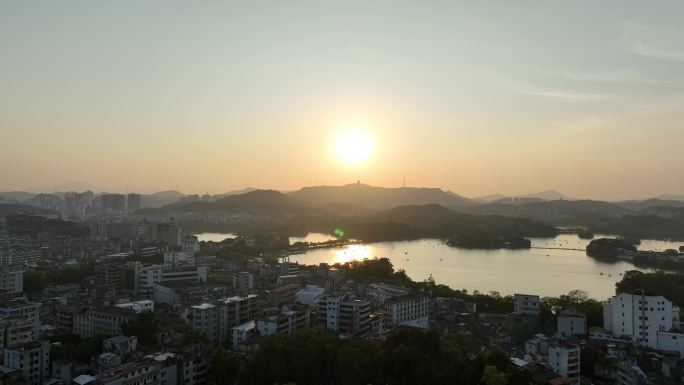 惠州西湖风景区航拍夕阳唯美日落湖泊风景