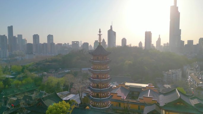 南京市玄武区古鸡鸣寺樱花风景航拍