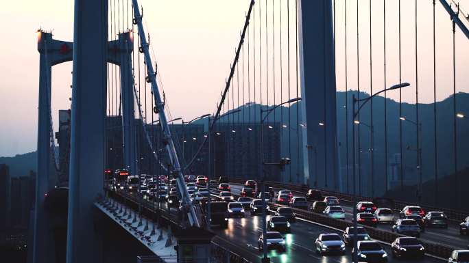 夕阳下的海沧大桥