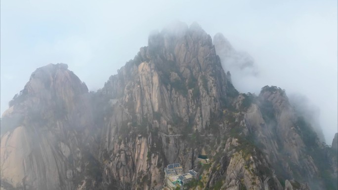 安徽黄山风景区山峰云海航拍延时风景视频素