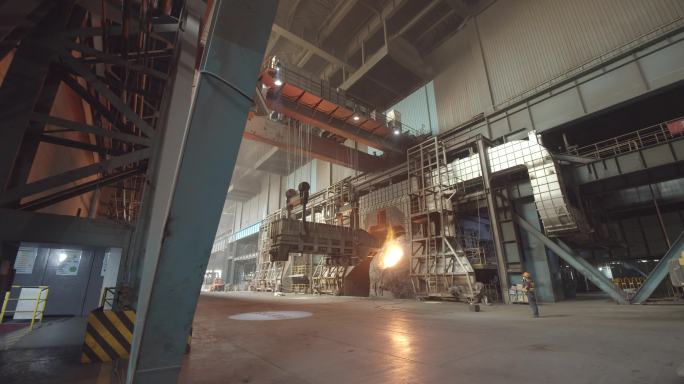 钢铁厂生产大范围地拍镜头4k