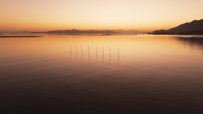 海上落日 海上余晖 落日渔船 海上养殖