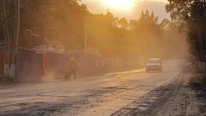 午后阳光夏天道路农村道路尘埃灰雾唯美光影