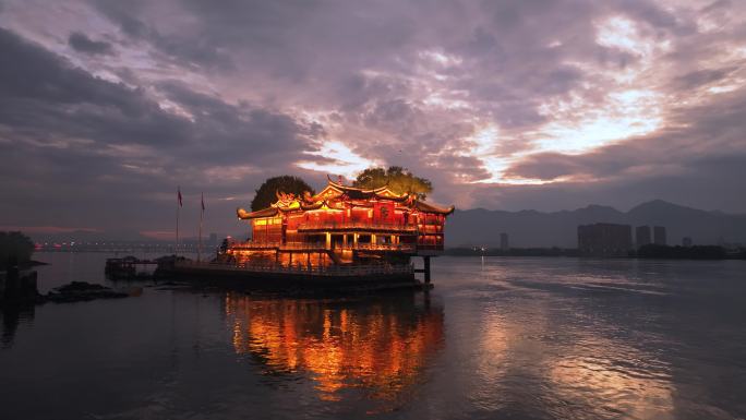 日暮时分的福州金山寺