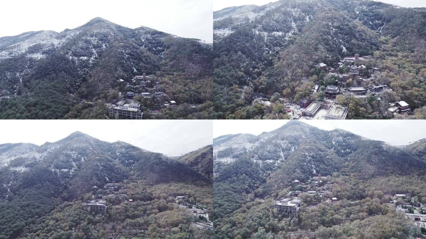 西昌泸山下雪