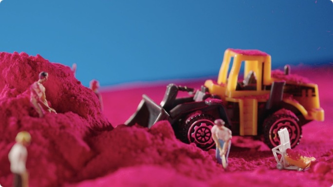 工人挖掘开采彩矿 颜料矿染料矿 玩具模型