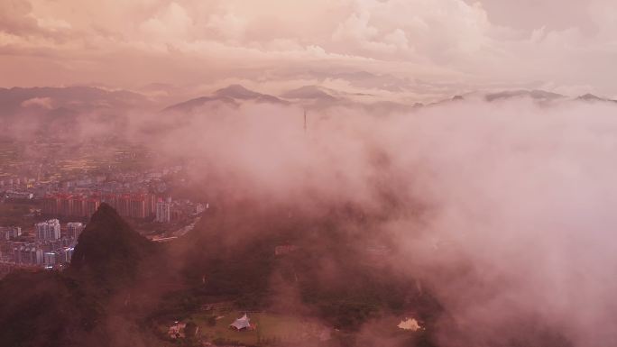 广西贺州大钟山雨后城市航拍视频合集