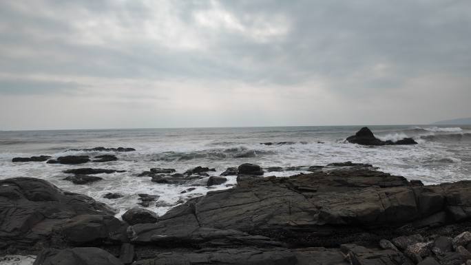 礁石海浪  潮起潮落