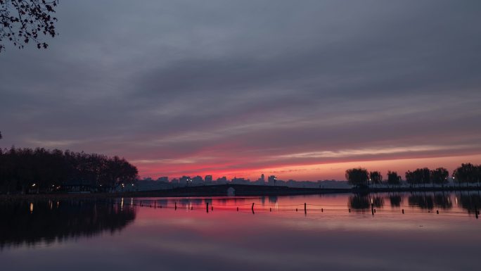 西湖断桥朝霞延时