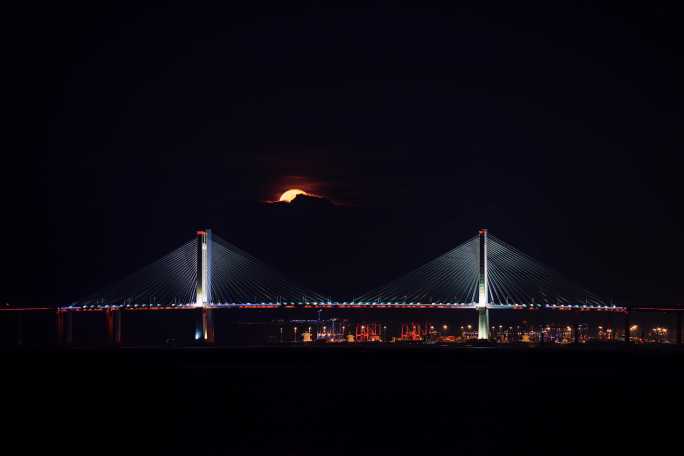 泉州跨海大桥夜景月出拨云见月延时摄影