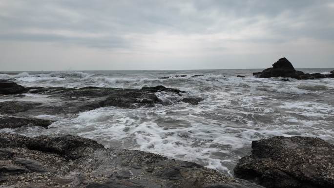 礁石海浪  潮起潮落