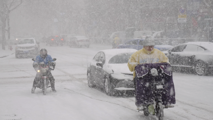 暴雪 大雪 城市大雪 寒潮降温 下雪空镜