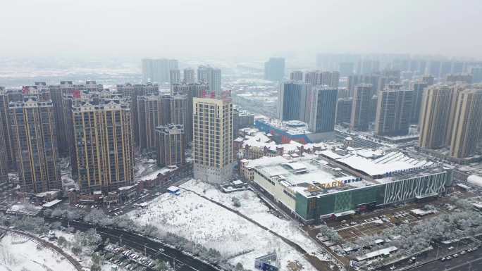 2024年衡阳市区冬天雪景大雪华新蒸水