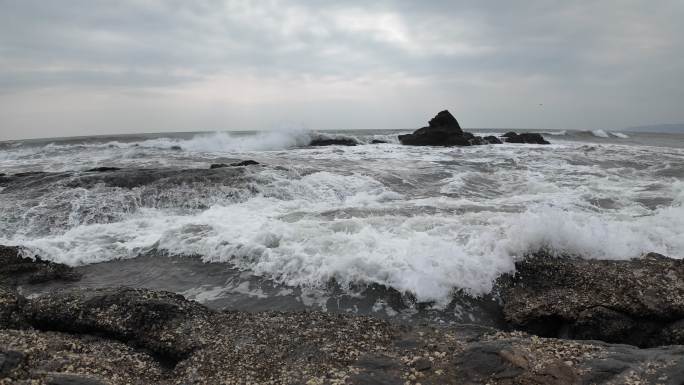 礁石海浪  潮起潮落