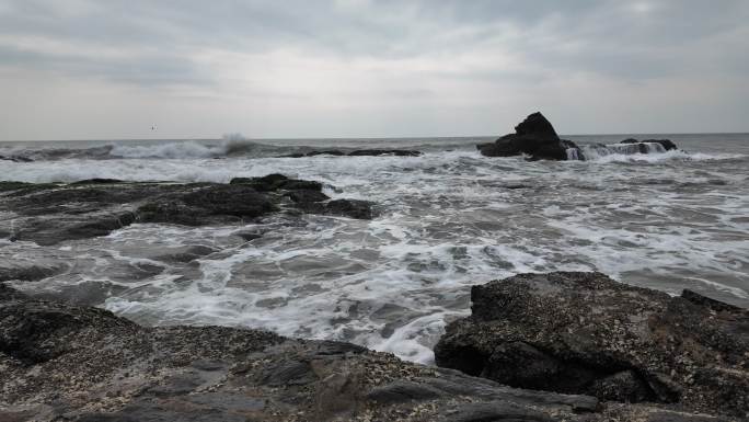 礁石海浪  潮起潮落