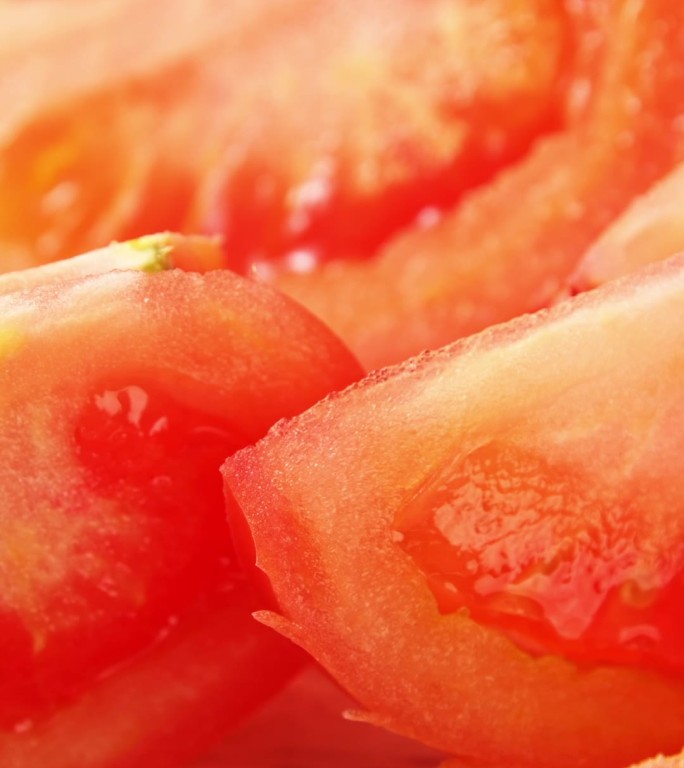 竖版西红柿炖牛肉的制作过程