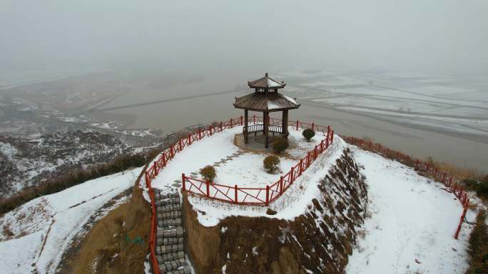 雪景中的黄河纪念公园 郑州邙山陵园