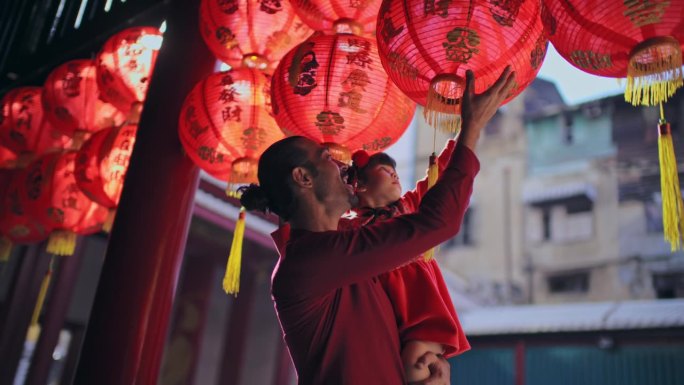 在中国新年装饰灯笼