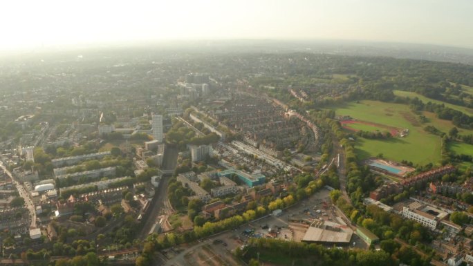 空中滑块拍摄于伦敦贝尔斯奇公园和汉普斯特德希思