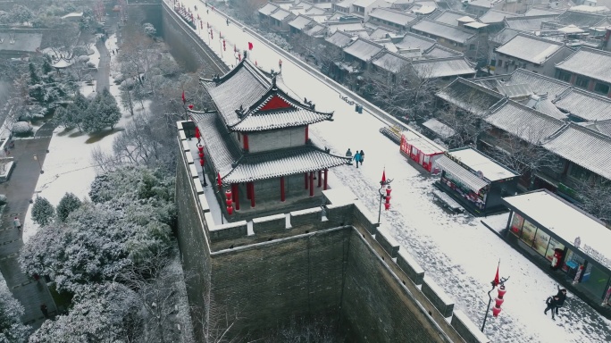 航拍西安城墙永宁门雪景