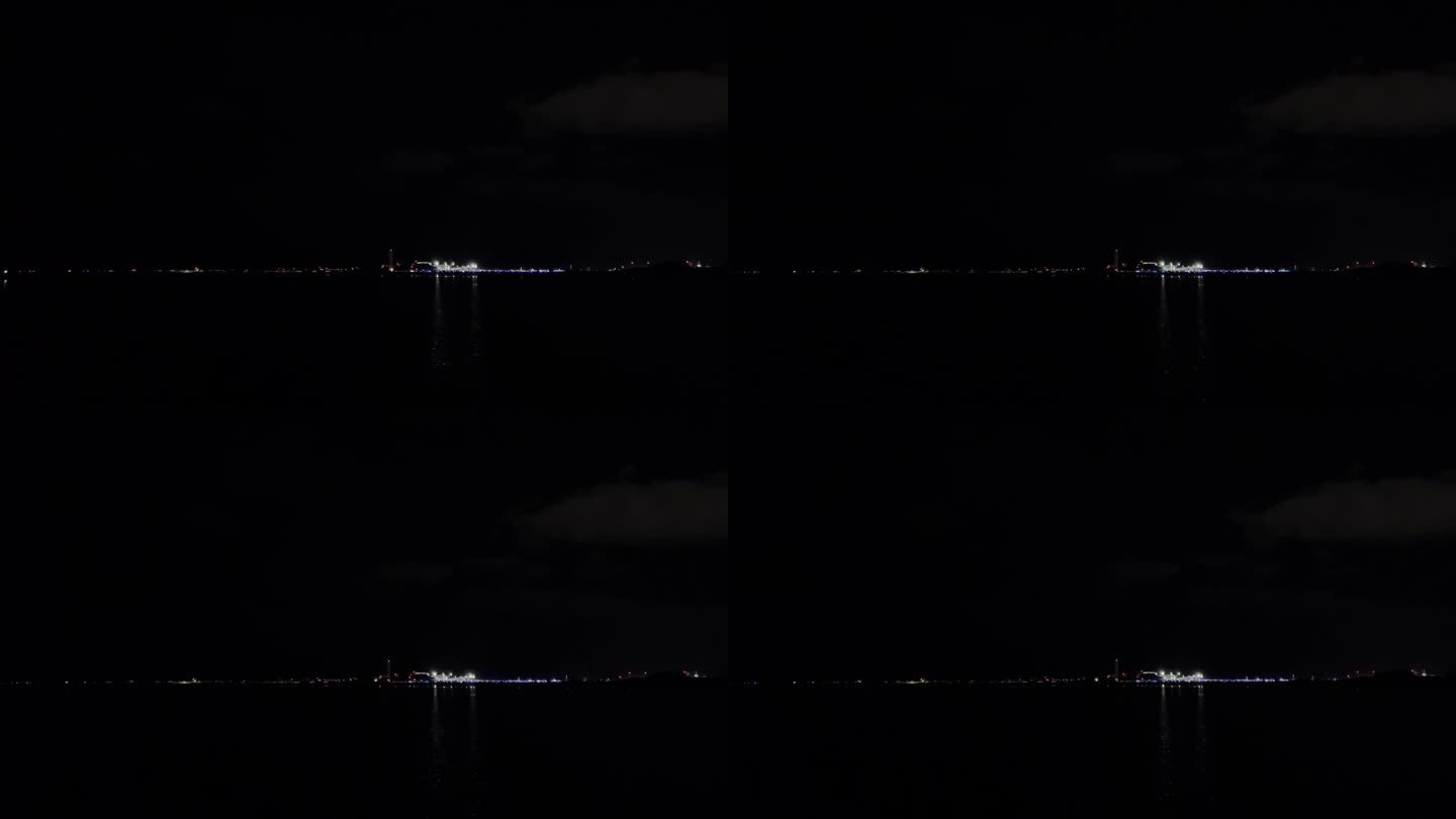 从冲绳仙长岛看那霸机场的夜景