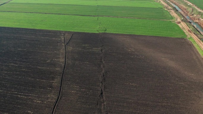 农业领域的地震，断层线轨迹