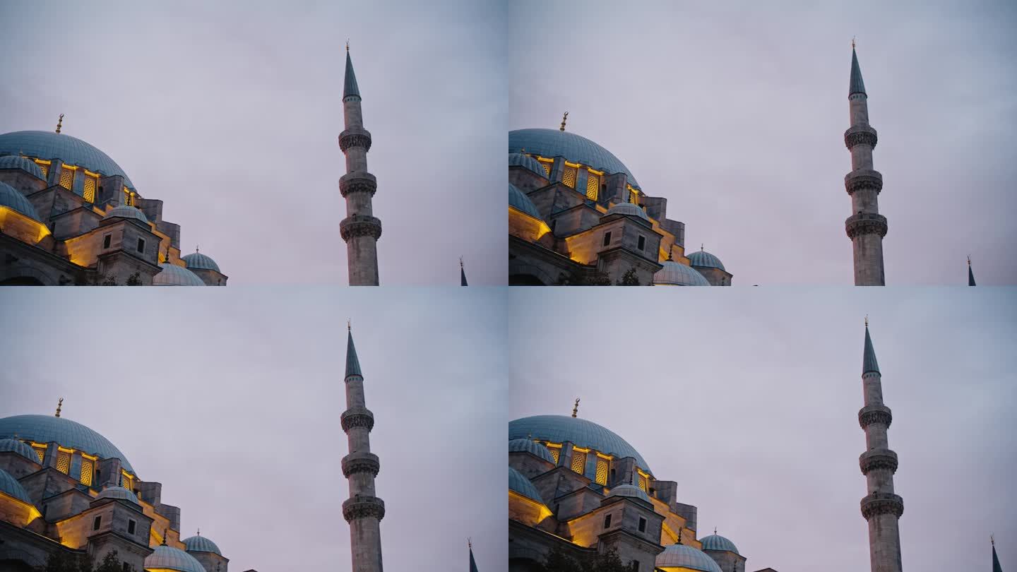 苏莱曼耶清真寺映着黄昏的天空