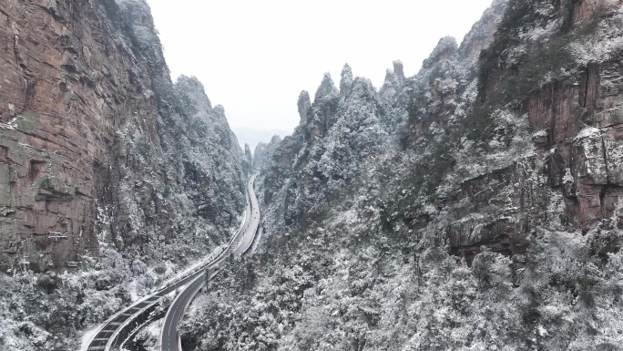 张家界百丈峡景区雪景