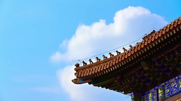 北京气势磅礴故宫古建筑飞檐廊檐流云延时