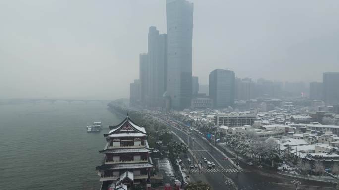 4K航拍长沙雪景杜甫江阁雪景合集