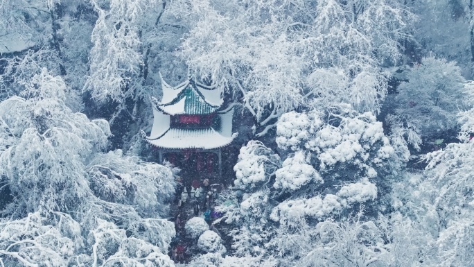 湖南长沙岳麓山爱晚亭雪景航拍