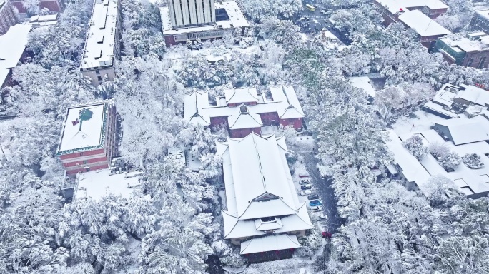 4k长沙岳麓书院雪景航拍