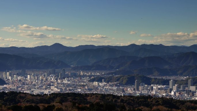 从山顶看静冈市的市容