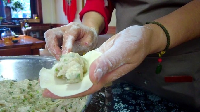 春节过年包饺子擀面皮挤饺子包饺子技巧厨艺